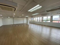 Suits Commercial Sch, Showroom, Office | Walk to MRT (D14), Office #637968511
